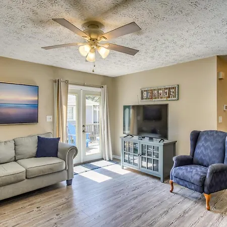 North Carolina Abode - Deck And Grill, Walk To Beach